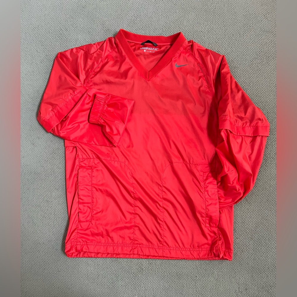 Nike Golf Men’s Size Large Red V-neck Convertible Sleeve Pull Over Wind Breaker